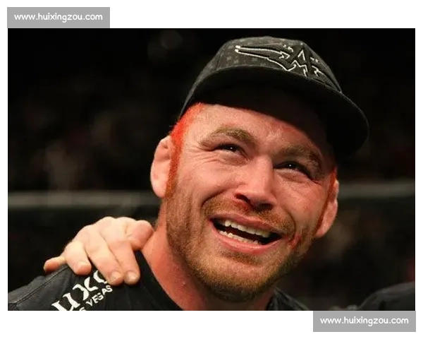 UFC猿人大战警察机器人铁笼激斗全程高能反转不断引爆全场
